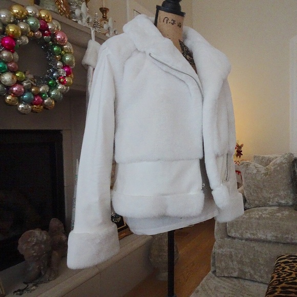 NWT Nine West Daisy Dew White Faux Fur Vegan Leather Moto Jacket - Women's S - Picture 2 of 9